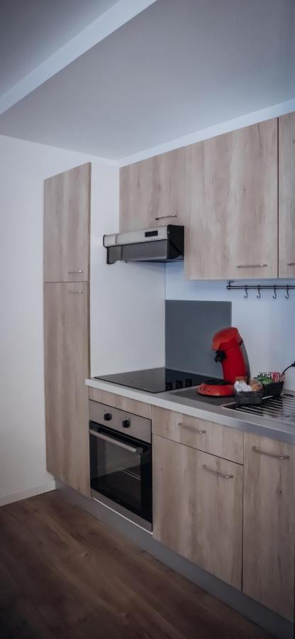 Cosy Et Moderne En Centre Ville, Fibre Haut Debit Ernée エクステリア 写真
