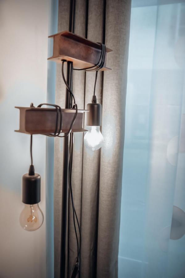 Cosy Et Moderne En Centre Ville, Fibre Haut Debit Ernée エクステリア 写真
